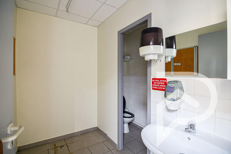 Local commercial - 300 m²