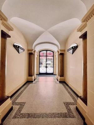 Appartement - 197 m² - 6 pièces