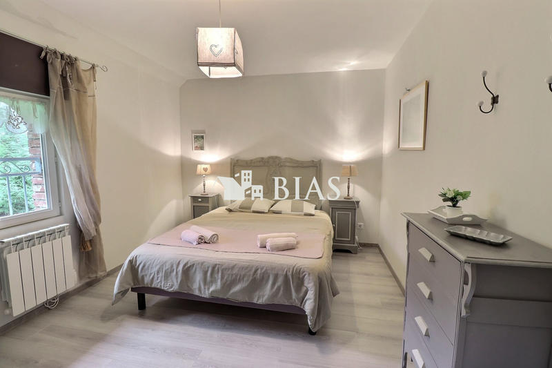 Maison ancienne - 290 m² - 12 pièces