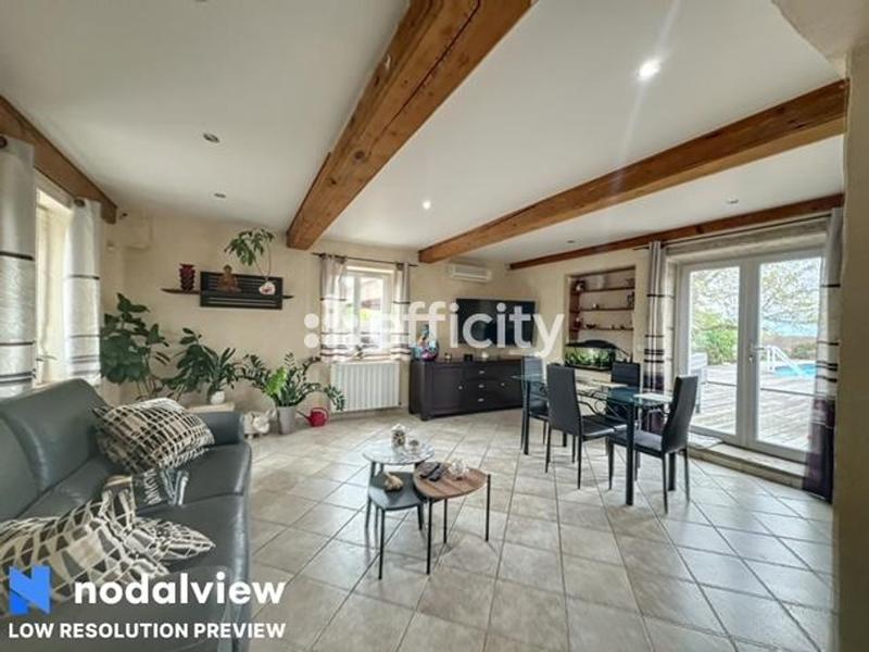 Maison - 196 m² - 6 pièces