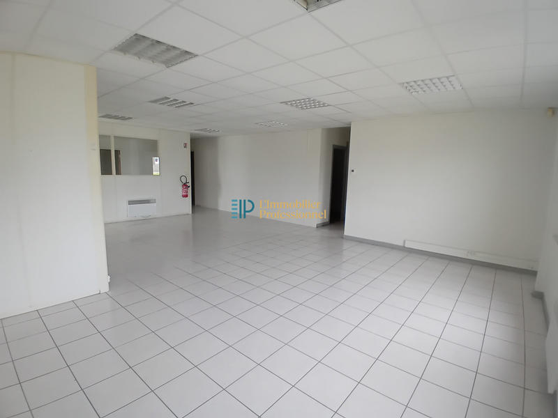 Local d'activités - 450 m²