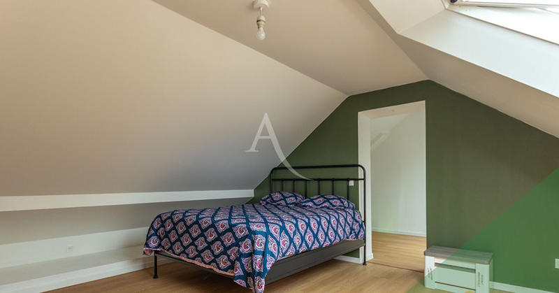 Maison - 104 m² - 6 pièces