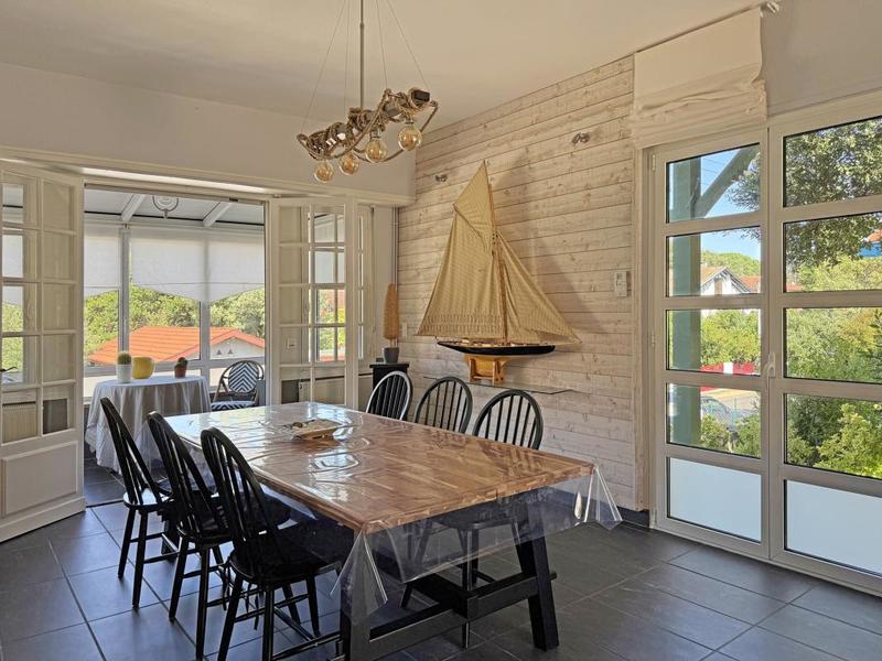 Maison - 140 m² - 4 pièces