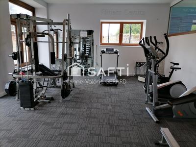 Maison - 965 m² - 17 pièces