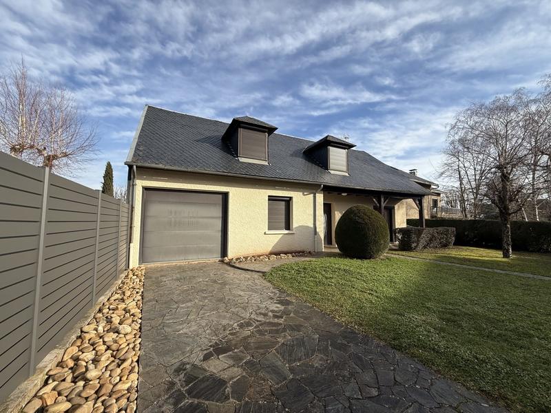 Maison - 135 m² - 8 pièces