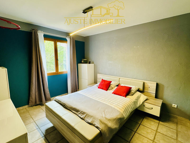 Maison - 165 m² - 5 pièces