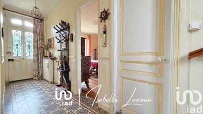 Maison - 165 m² - 11 pièces