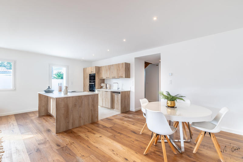 Maison - 169 m² - 6 pièces