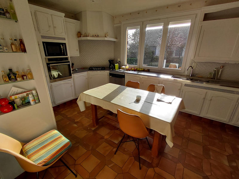 Maison - 237 m² - 10 pièces