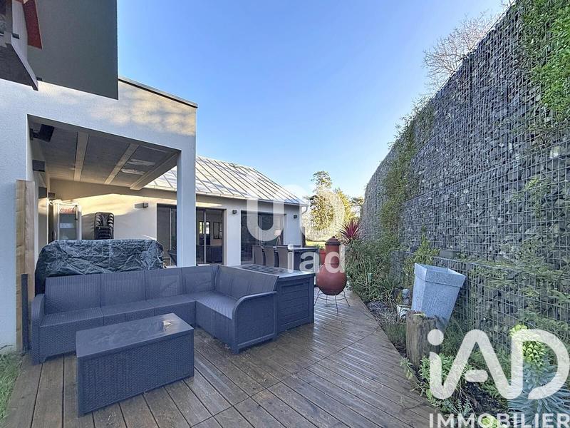 Maison - 130 m² - 5 pièces