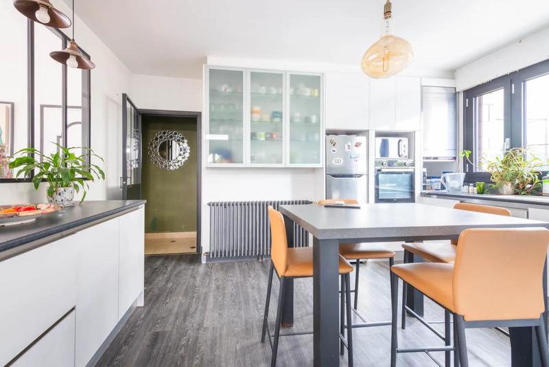 Maison - 200 m² - 8 pièces