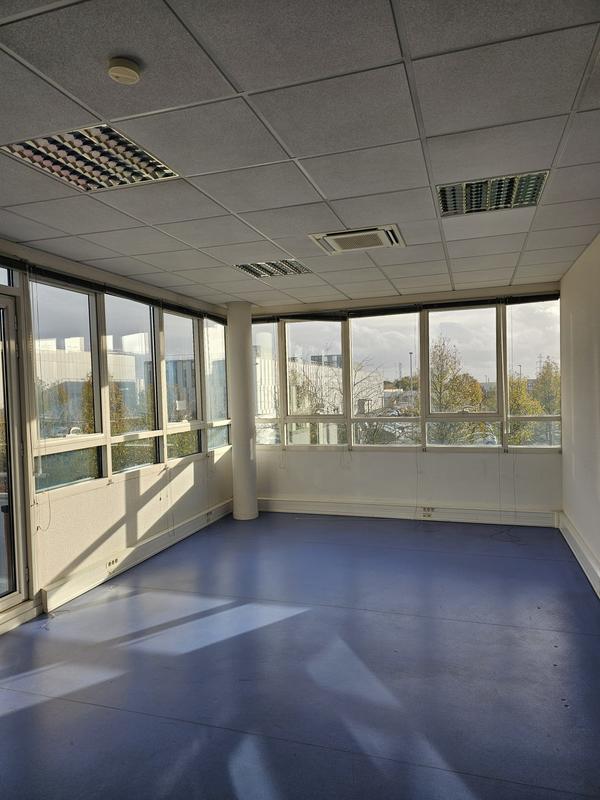 Bureau - 450 m²