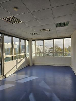 Bureau - 450 m²