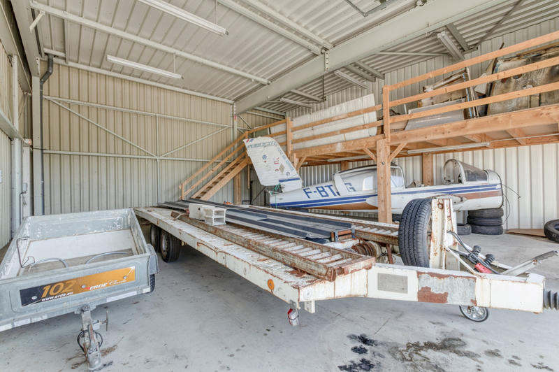 Local commercial - 460 m² - 2 pièces