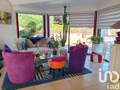 Maison - 205 m² - 9 pièces