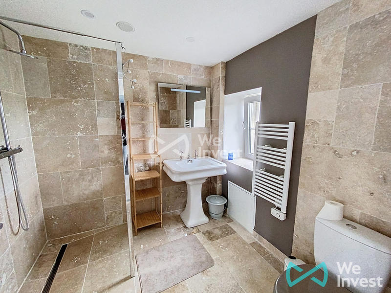 Maison - 202 m² - 6 pièces