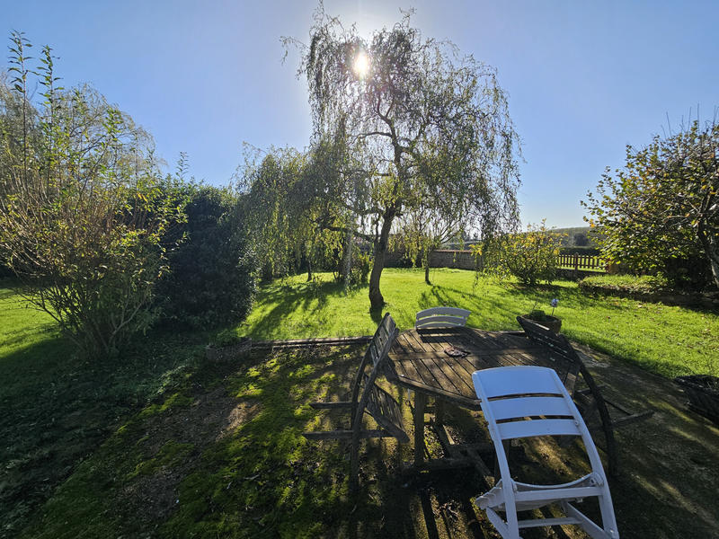 Maison - 220 m² - 6 pièces