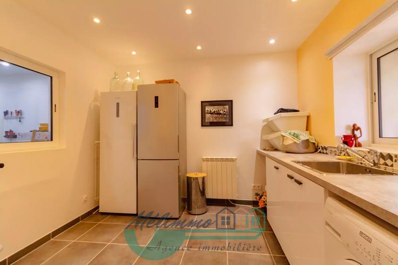 Maison - 128 m² - 7 pièces