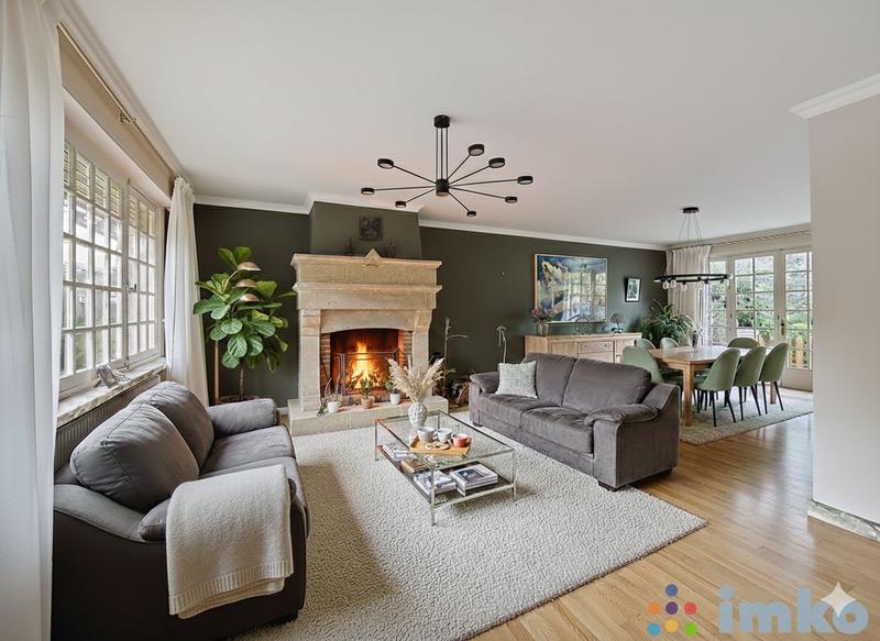 Maison - 137 m² - 6 pièces