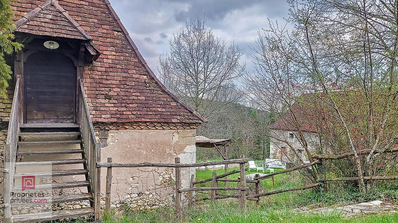 Maison - 200 m² - 6 pièces