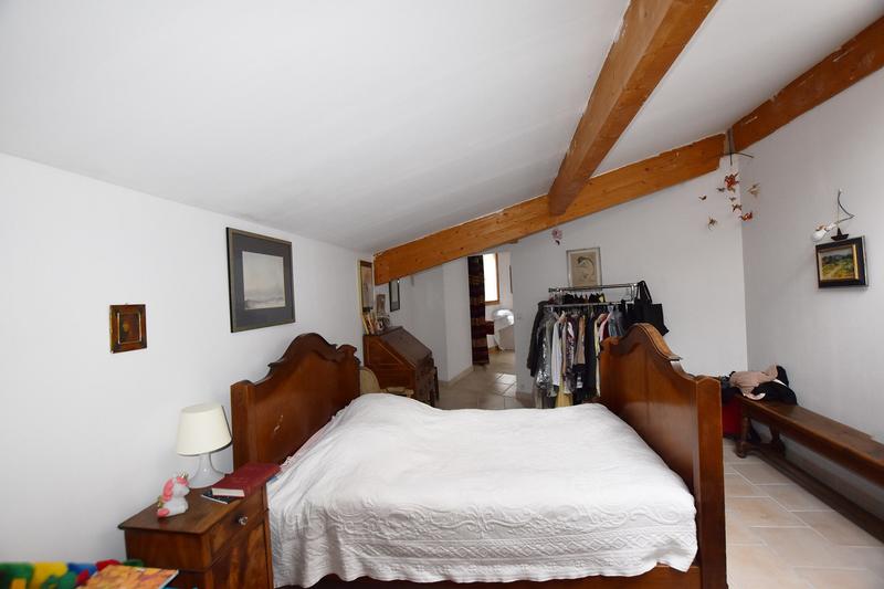 Villa - 214 m² - 7 pièces