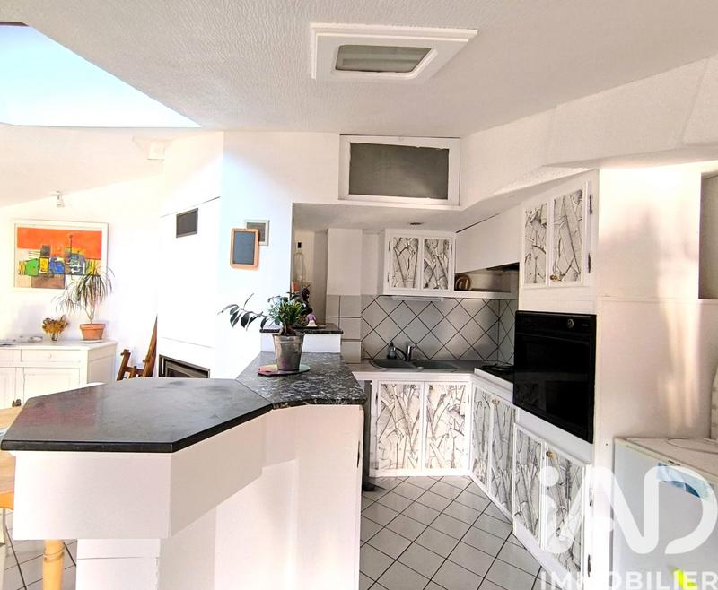 Maison de ville - 230 m² - 8 pièces