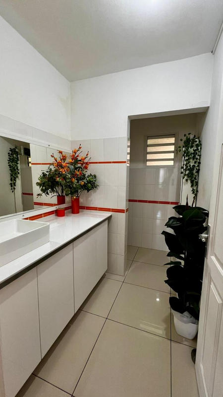 Appartement - 118 m² - 4 pièces