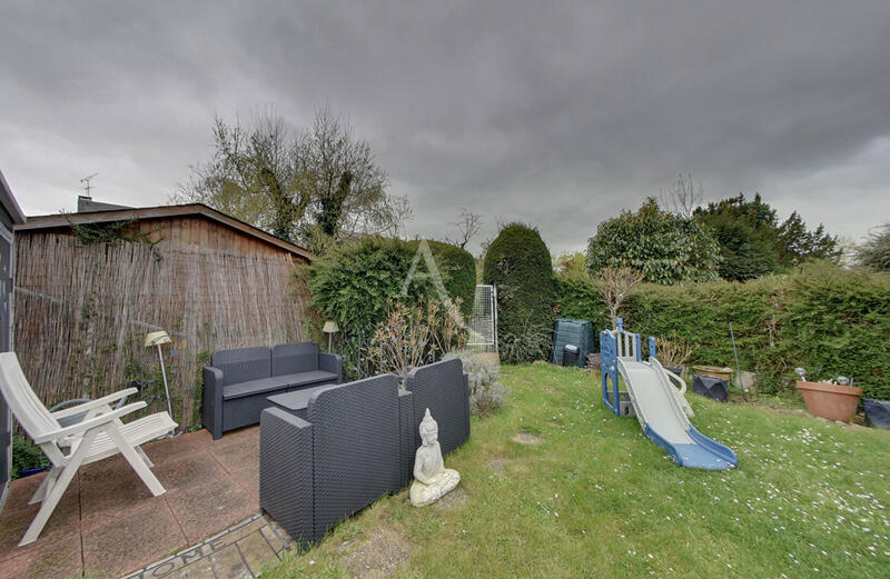 Maison - 139 m² - 7 pièces