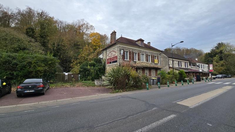 Immeuble - 140 m² - 6 pièces