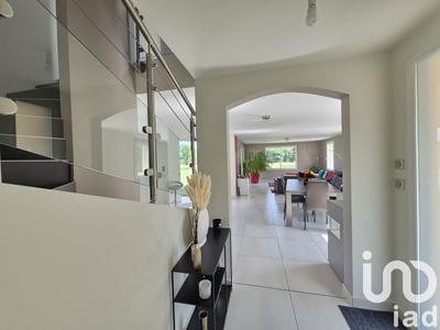 Maison - 177 m² - 7 pièces