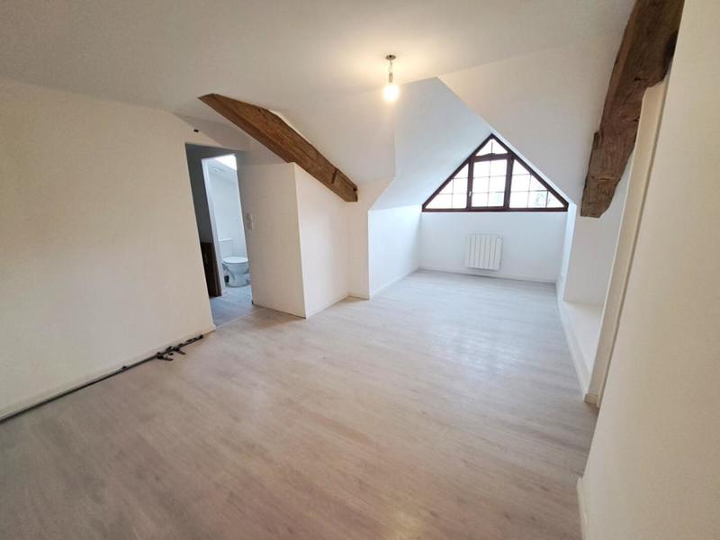 Maison - 248 m² - 11 pièces