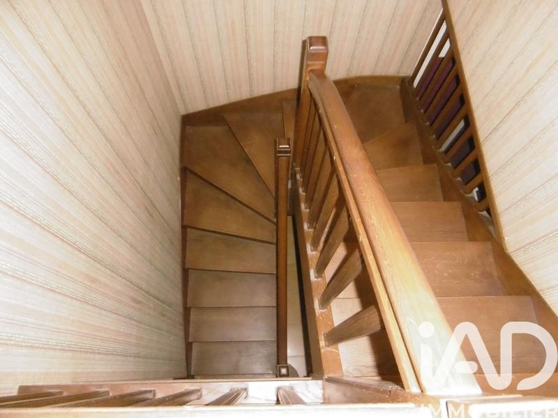 Maison - 183 m² - 7 pièces