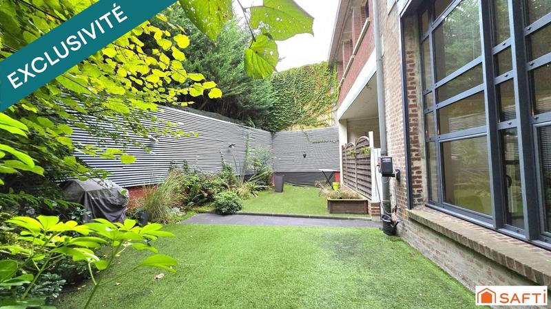 Maison - 327 m² - 7 pièces