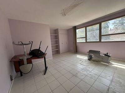 Appartement - 102 m² - 5 pièces