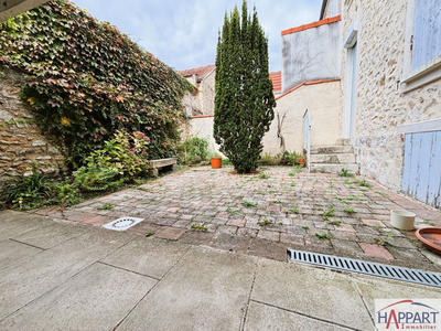 Maison - 155 m² - 7 pièces