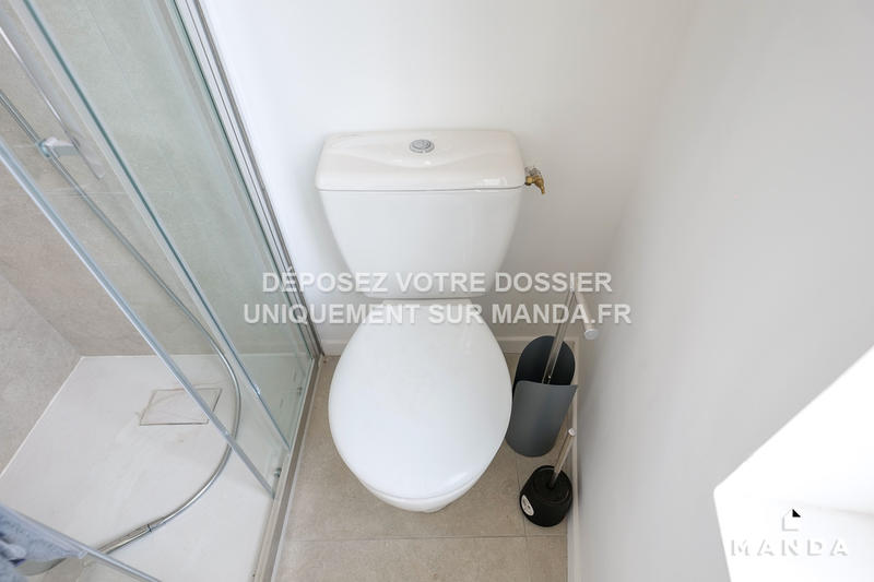 Chambre - 11 m² - 4 pièces