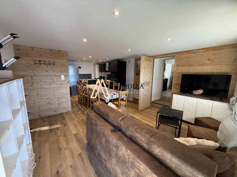 Châlet - 228 m² - 11 pièces