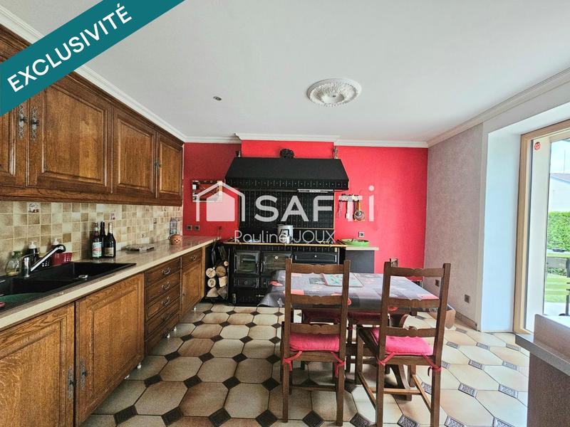 Maison - 203 m² - 6 pièces