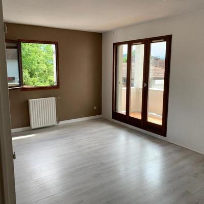 Appartement - 81 m² - 4 pièces