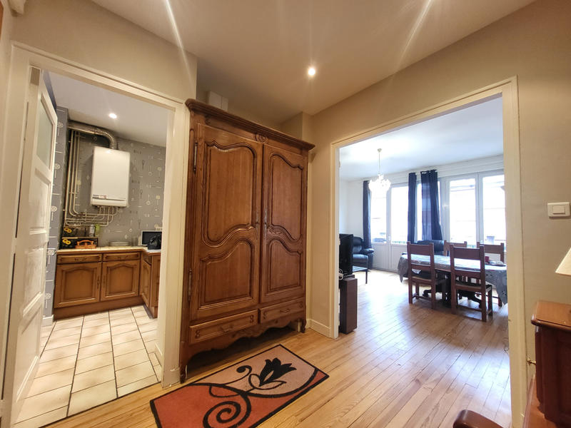 Appartement - 94 m² - 3 pièces