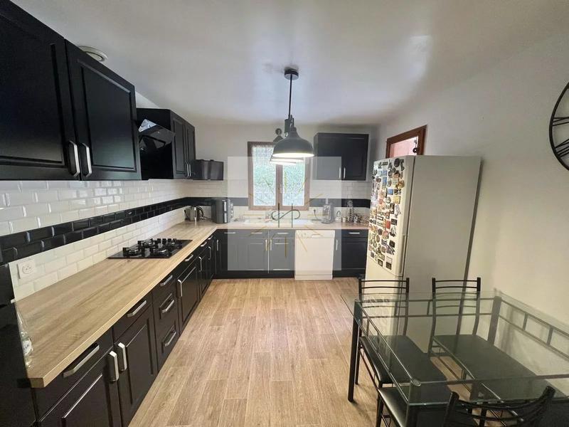 Maison - 124 m² - 6 pièces