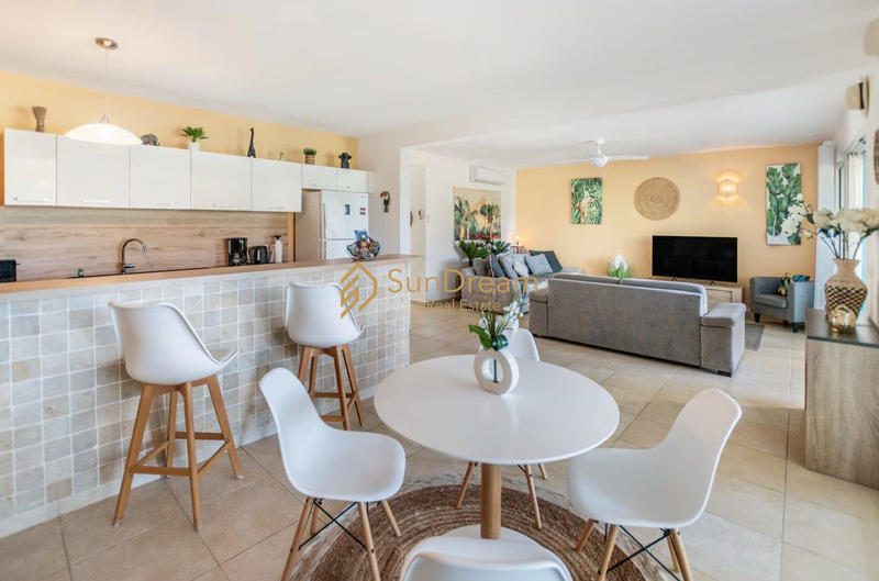 Appartement - 92 m² - 3 pièces