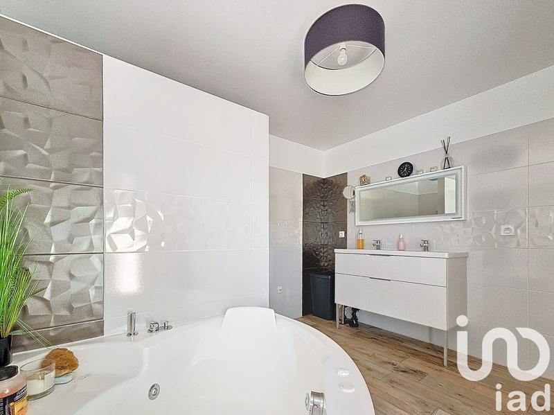 Maison - 132 m² - 6 pièces