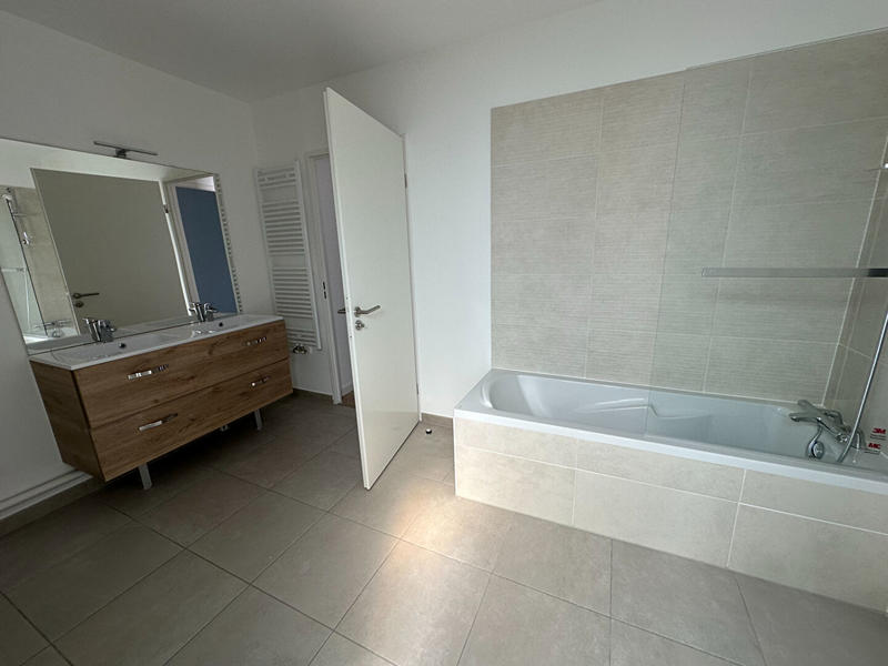 Appartement - 117 m² - 5 pièces