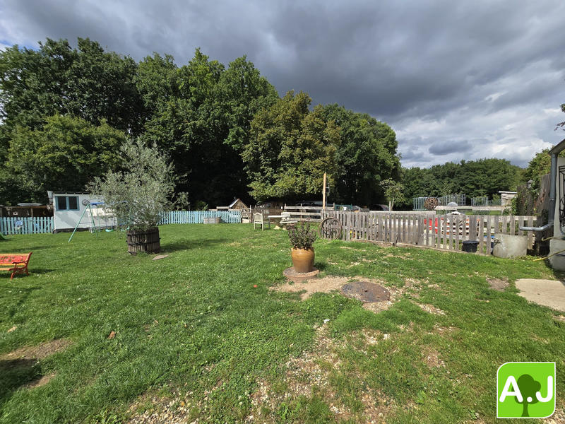 Maison - 90 m² - 4 pièces