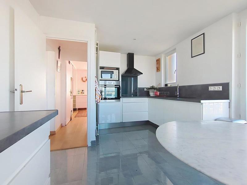 Appartement - 121 m² - 6 pièces