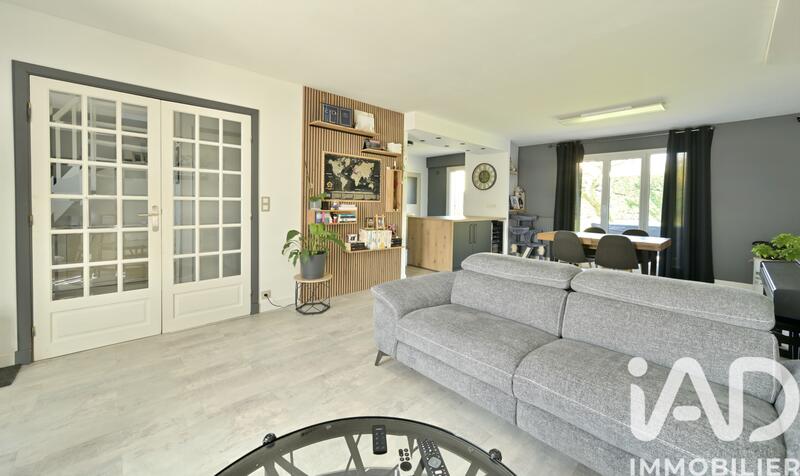 Maison - 132 m² - 8 pièces