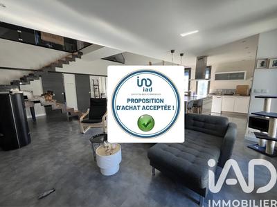 Maison - 136 m² - 4 pièces