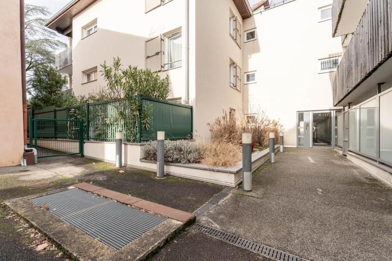 Appartement - 77 m² - 3 pièces