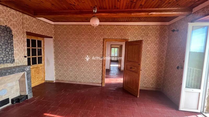 Maison - 340 m² - 15 pièces